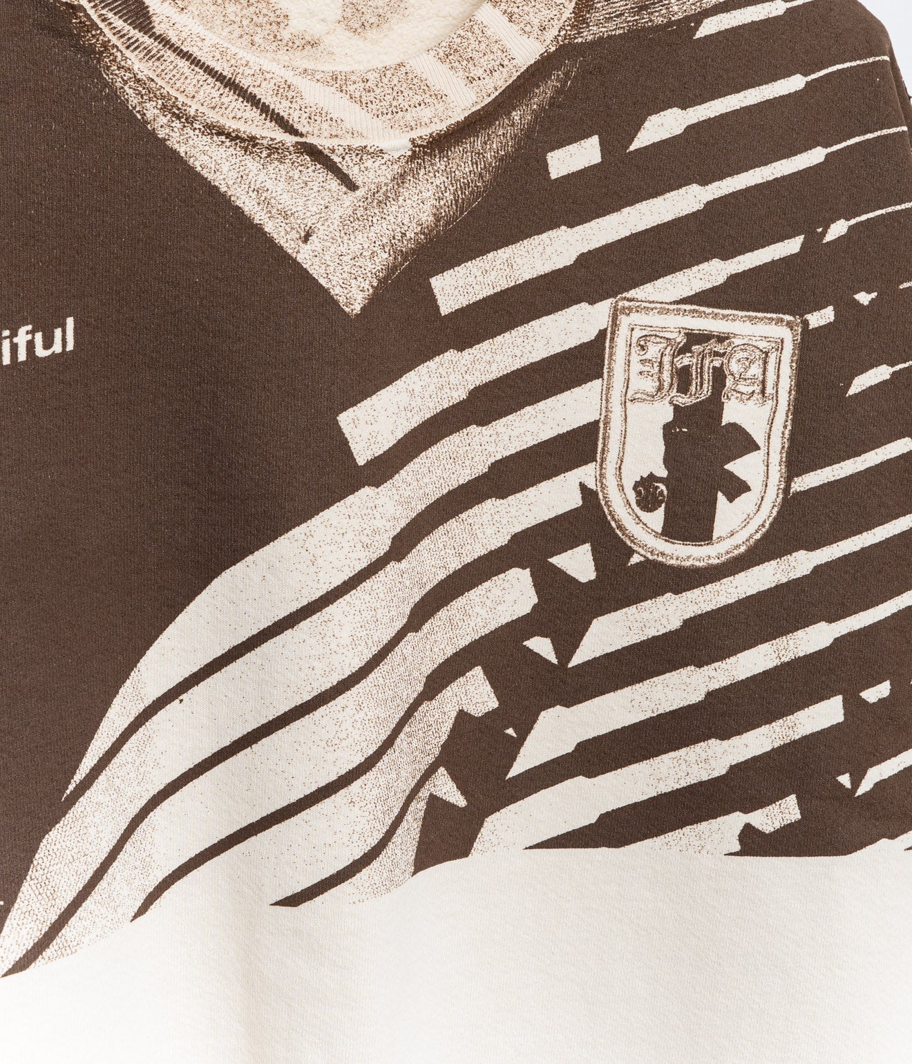 b.Eautiful "Soccer Jersey 2 Crewneck Sweatshirt" Creme