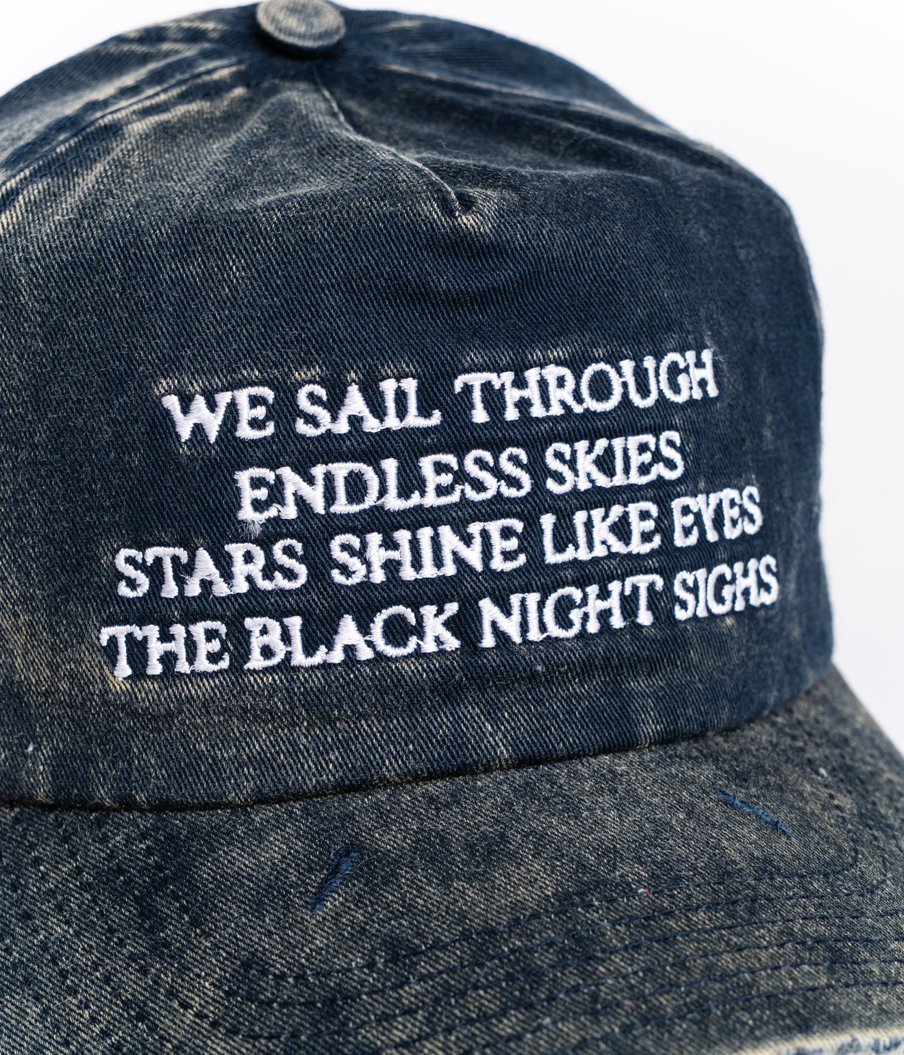 DEVÁ STATES "CARAVAN Distressed Strapback Cap" Washed Blue