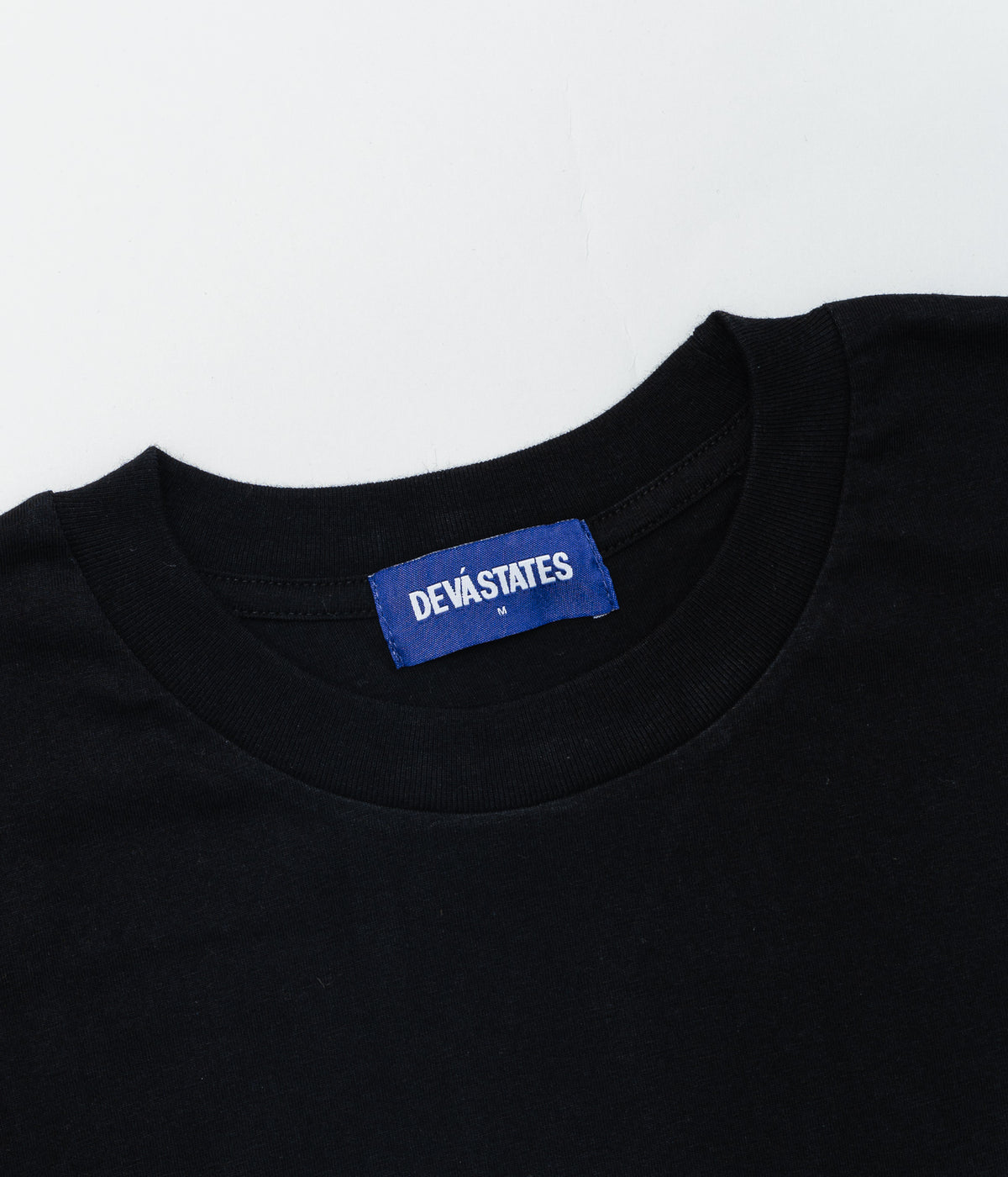 DEVÁ STATES "L/S Tshirt -TANGLED-" Black