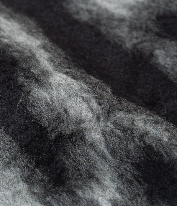 DEVÁ STATES "Brushed Knit Sweater -BARK-" Black