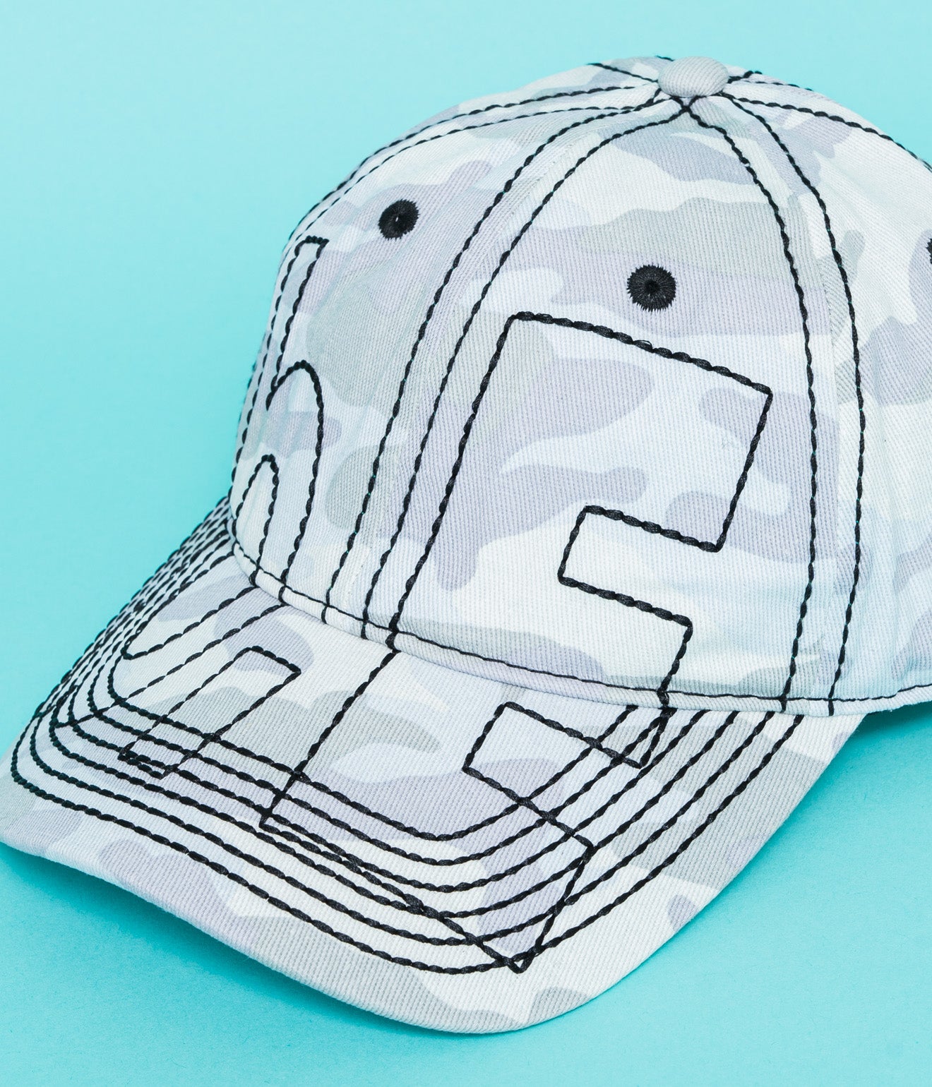 b.Eautiful "Vapor 6 Panel Hat" Snow Camo - WEAREALLANIMALS