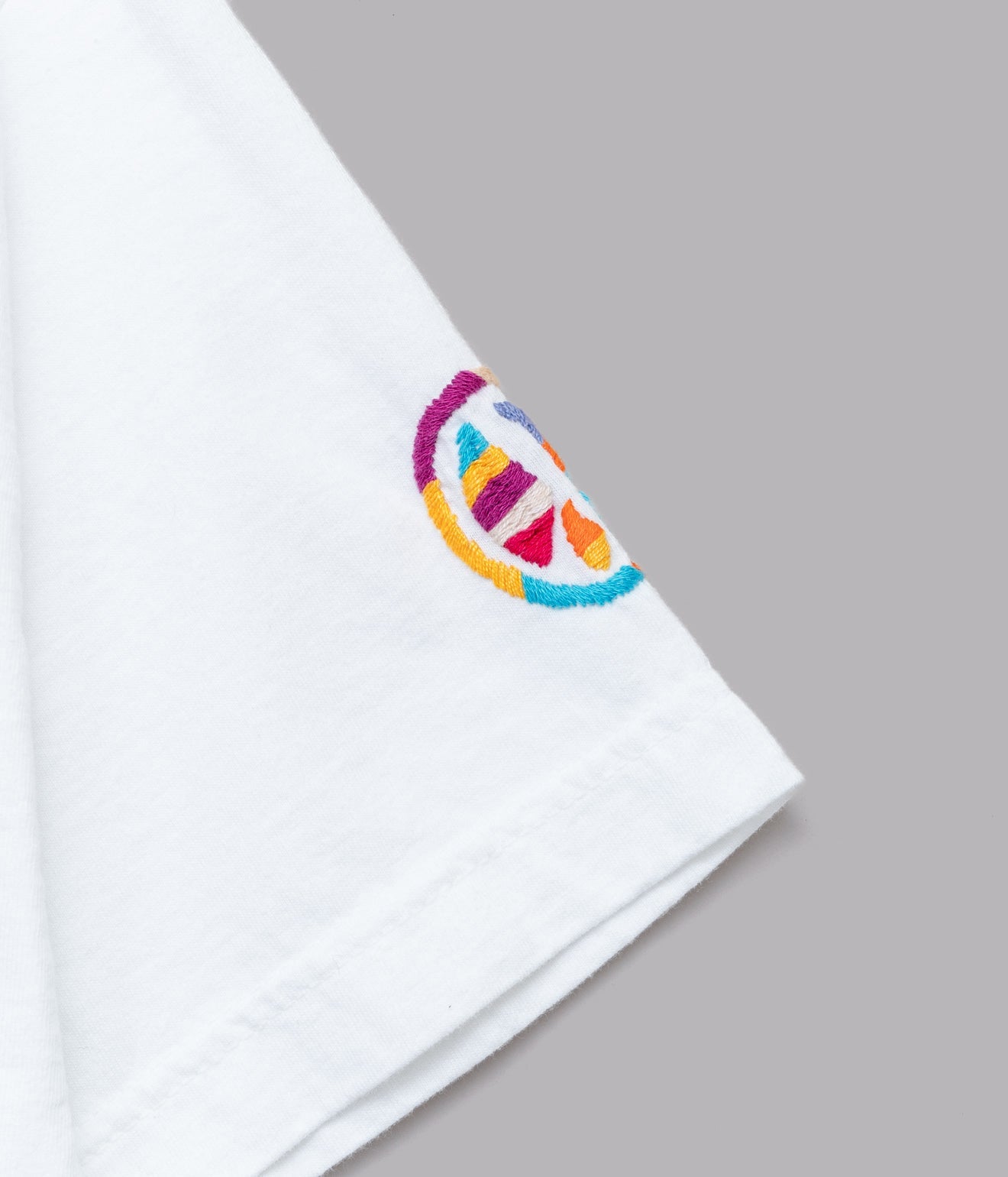 OAXACA "Embroidery T - Shirt" Peace Mark / L - WEAREALLANIMALS