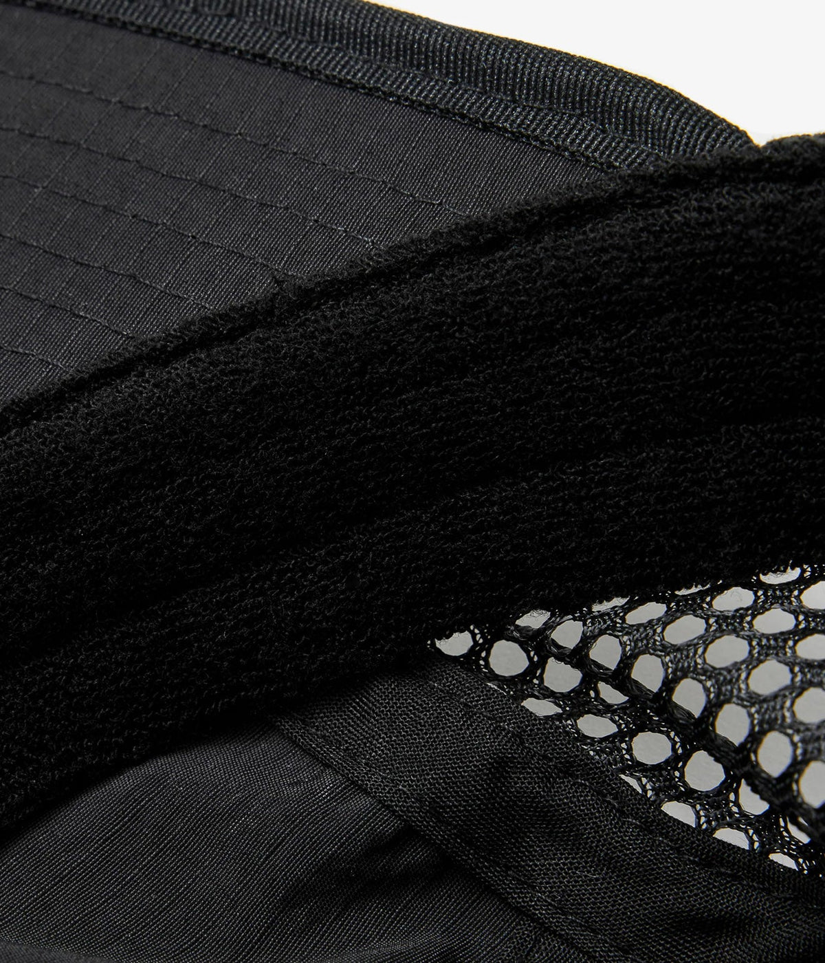 parr "side mesh spoon bill cap" Black - WEAREALLANIMALS
