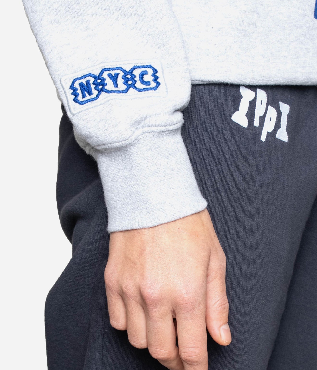 Public Possession "FONZO’S CREWNECK" HEATHER GREY - WEAREALLANIMALS