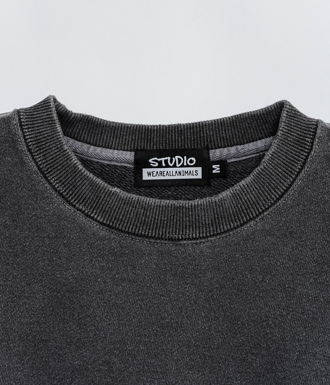 STUDIO WEAREALLANIMALS "Animals Letter” SWEATSHIRT BLACK - WEAREALLANIMALS