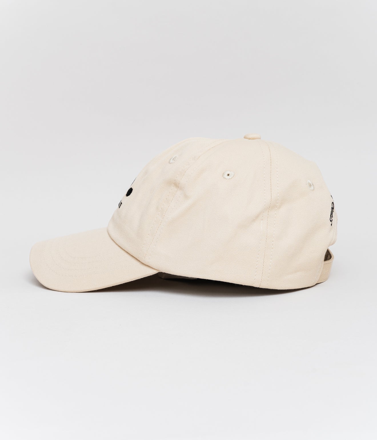 STUDIO WEAREALLANIMALS "Circle A CAP" IVORY - WEAREALLANIMALS