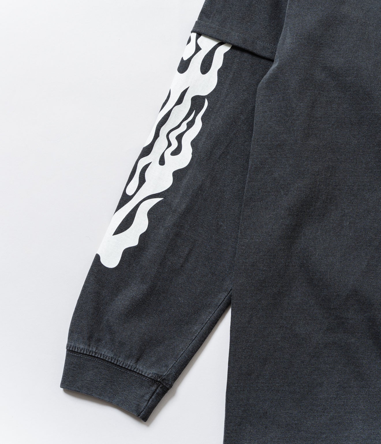TODAY edition "TROMPE L'OEIL 02 LS Tee" BLACK - WEAREALLANIMALS