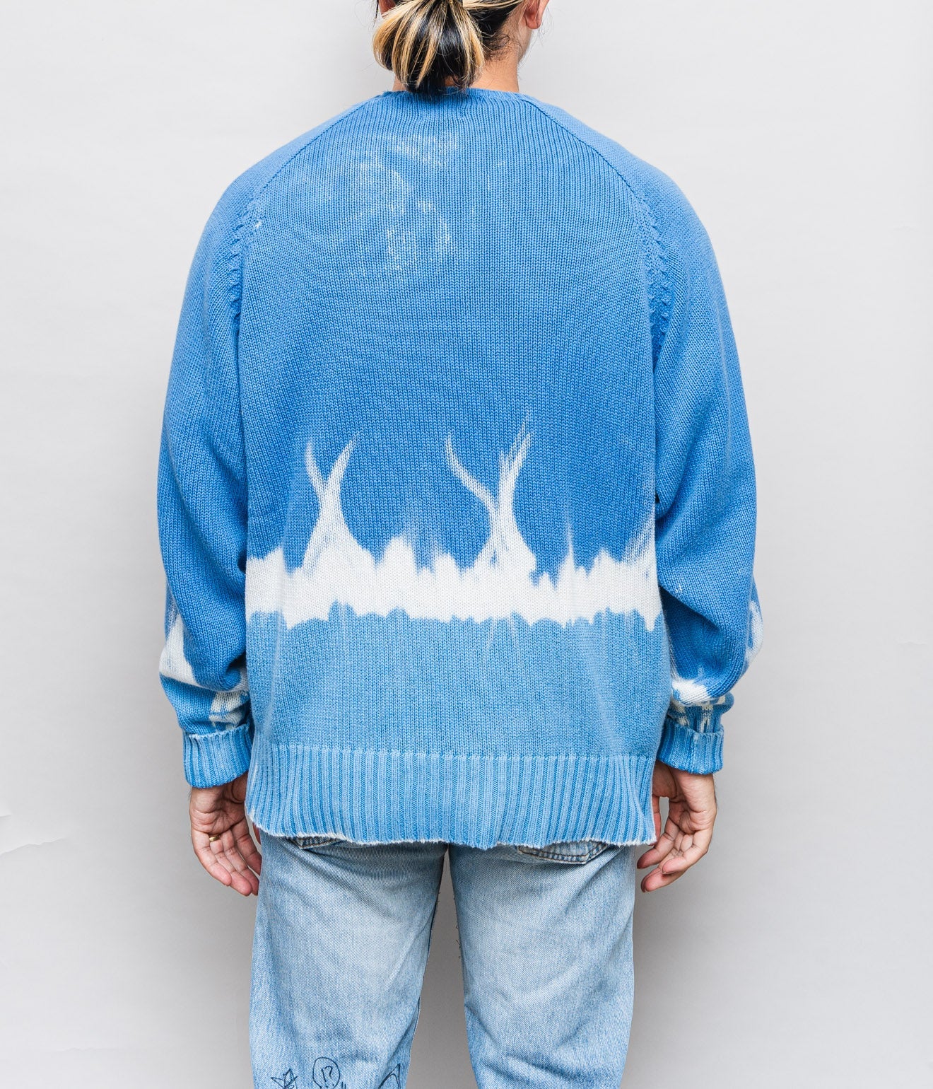 r "Tie-dye cotton sweater fire pattern" Blue - WEAREALLANIMALS